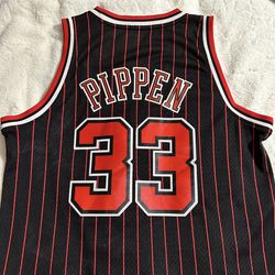 Chicago Bulls Scottie Pippen Authentic Pinstripe Jersey Size large