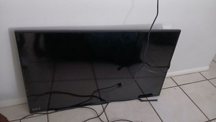 28 inch hisense tv