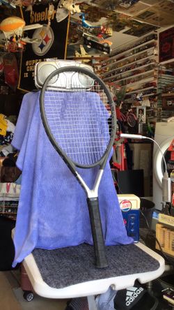 Head Ti-S6 tennis racquet