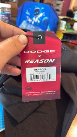 Hellcat shirt Reason brand new size Large