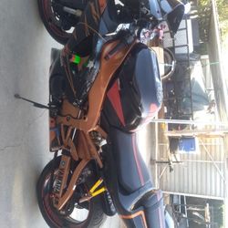 Moto R1 2001  Y Moto Trihump Triple Speed 2010