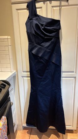 White by Vera Wang size 4 long navy blue dress