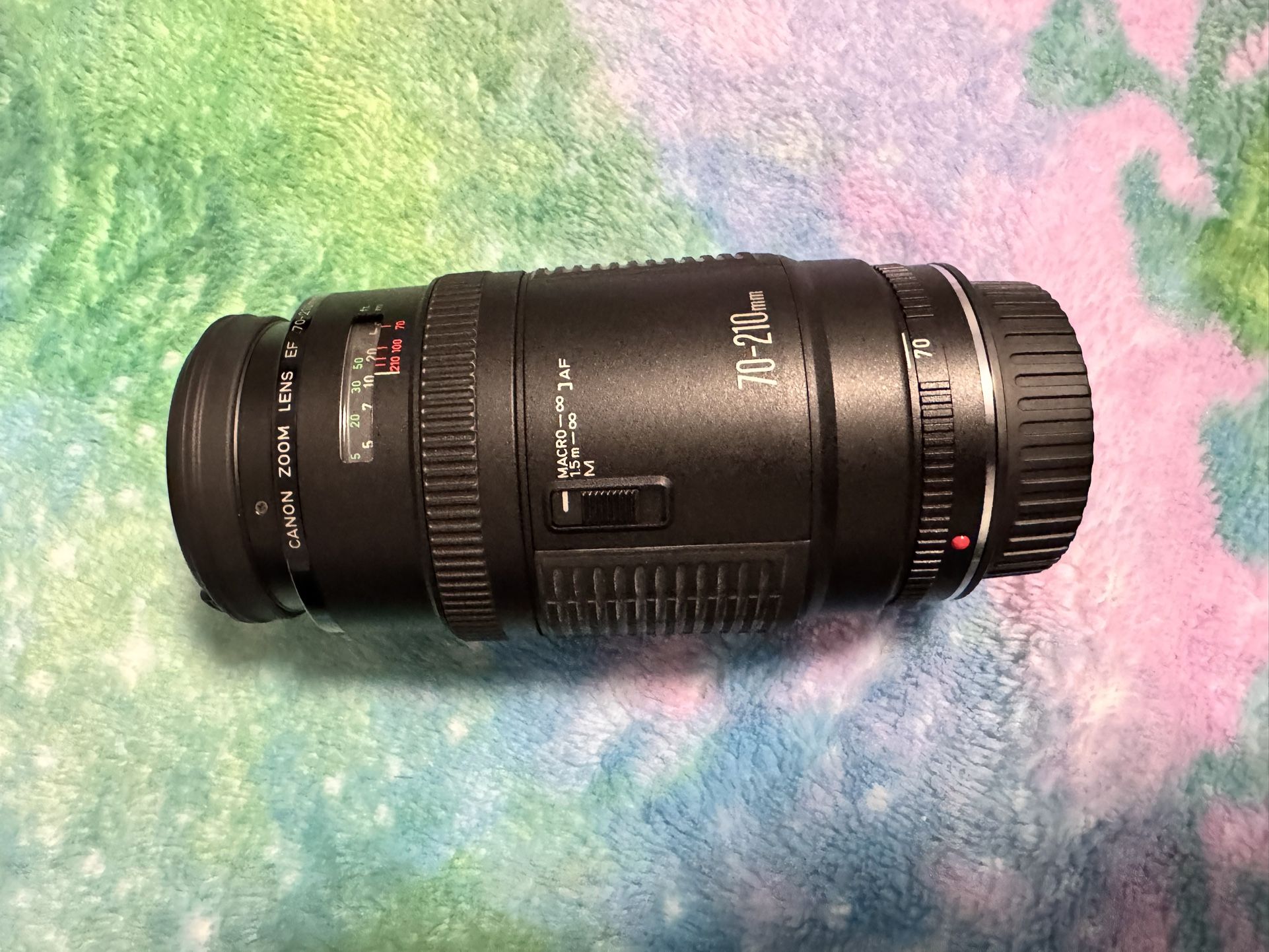 Canon EF 70-210mm f/4.0 Telephoto Zoom Lens