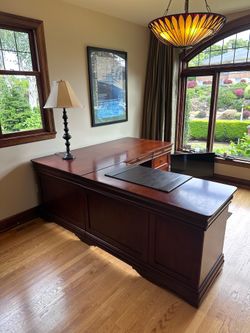 Executive Desk 3-piece Office Set