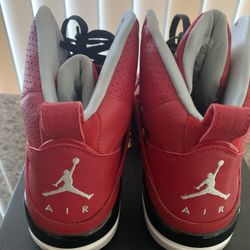 Jordans Sneakers