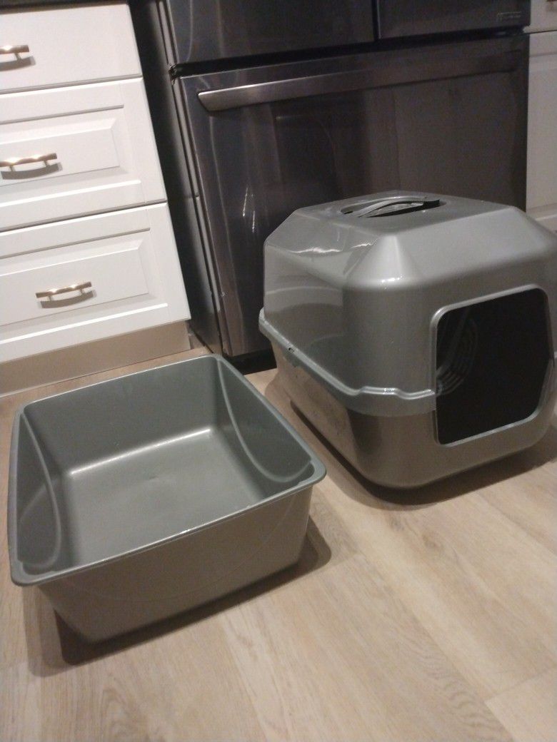 Cat Litter Box And Accessories