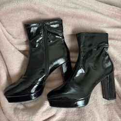 Black Platform Boots