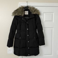 Ladies size 6  Esprit Black Down Feather Filled Winter Park Jacket Can Be Worn With Or Without Fur Trim Like New Condition In Weston