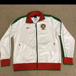 2010-2011 PORTUGAL N98 AUTHENTIC FOOTBALL JACKET