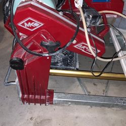 MK 101 Tile Saw Like New 
