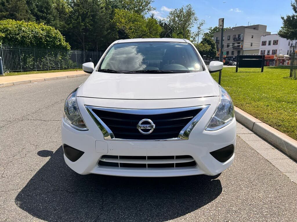 2018 Nissan Versa