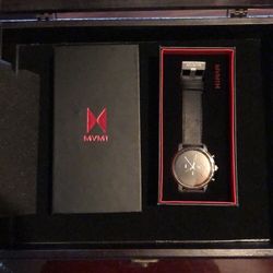 MVMT Chrono Black/ Silver/Leather