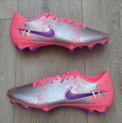 Nike Mercurial Vapor 16 Academy Vini Jr. MG Soccer Cleats IM3645-640 Men's Size 7.5 / Women's Size 9