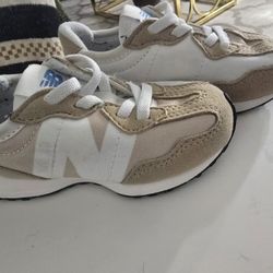 New Balance Toddler Shoes Size 6