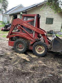 New Holland Skid Steer L225