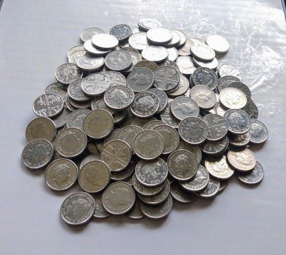 BIG LOT OF (190) QUEEN ELIZABETH II GREAT BRITAIN COINS - 5 PENCE