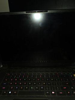 Alienware m17 r5 amd