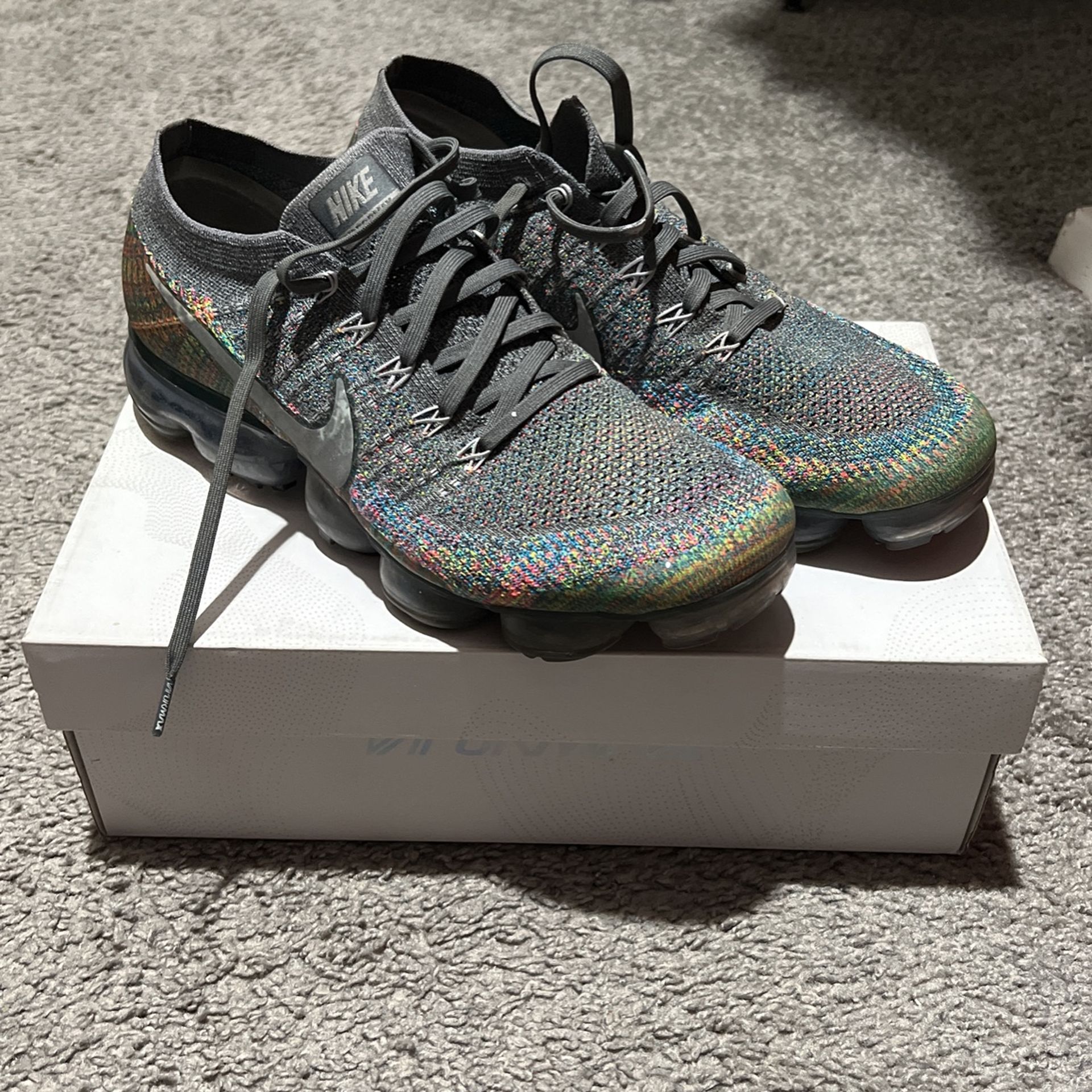 Men Size 9.5 Vapormax