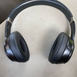 Beats Pro 4
