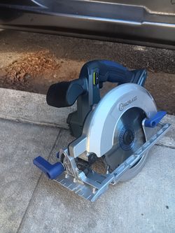Cordless Saw