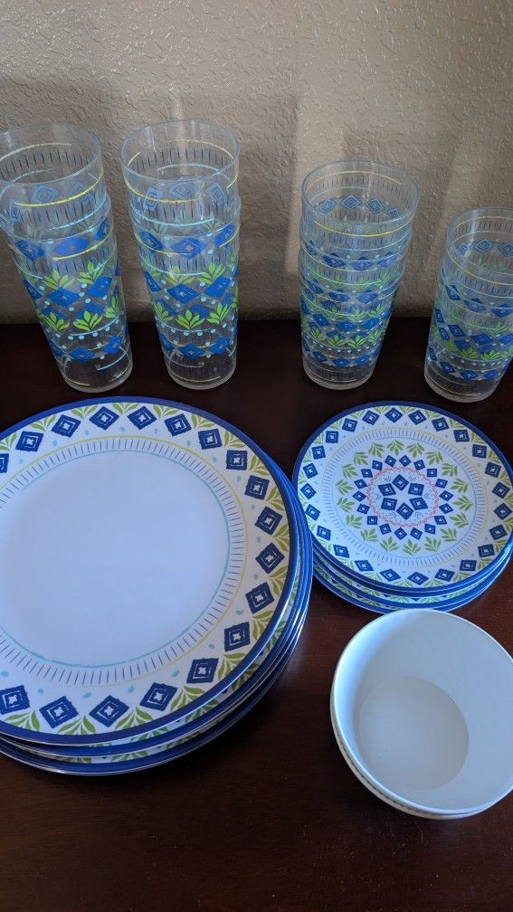 Outdoor Tableware Set