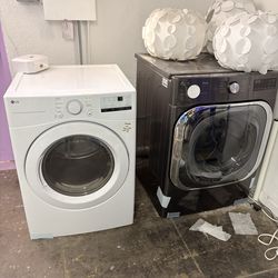 2 dryers and a washer machine for sale