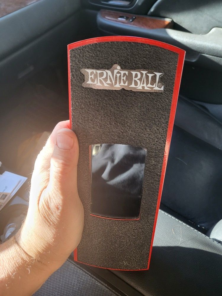 Ernie Ball VP JR GuitR Volume Tuner pedal Red P06202 excellent mint condition