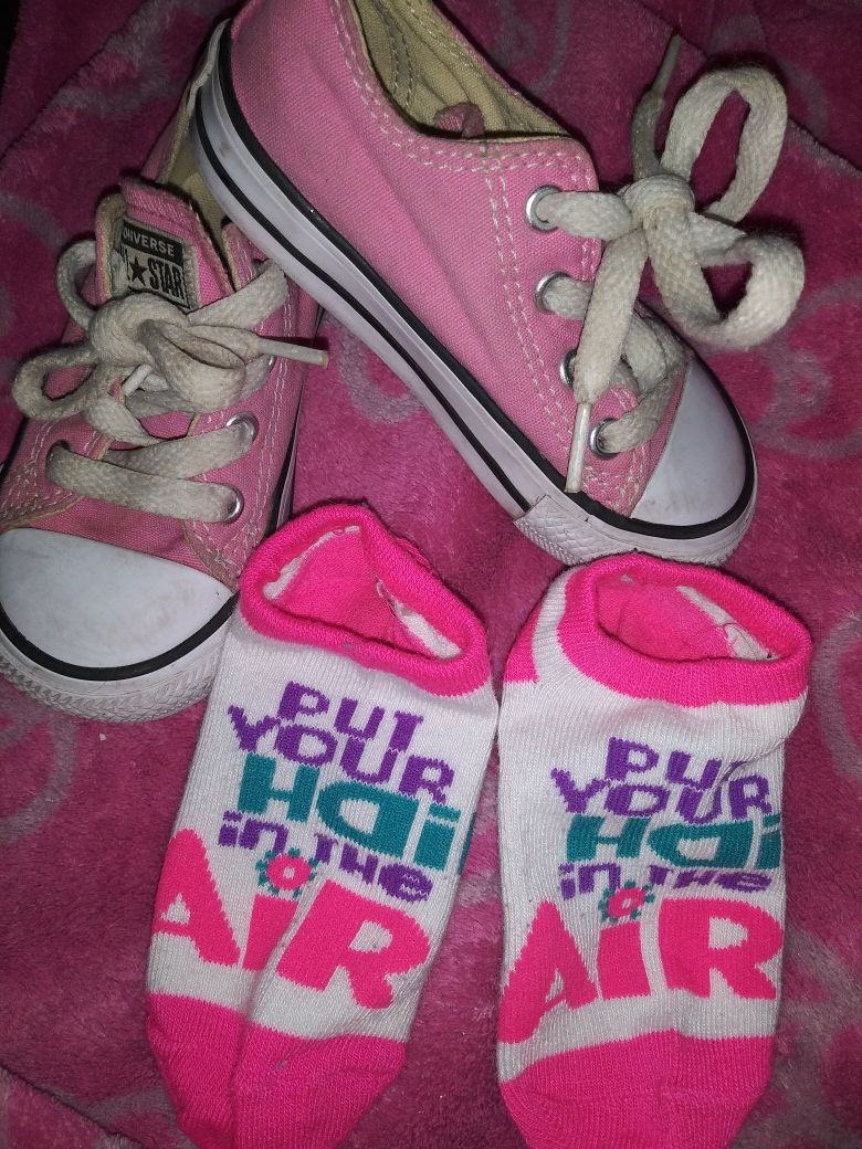 Baby girls converse and socks