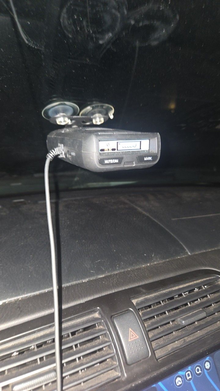 Uniden R3 Radar Detector