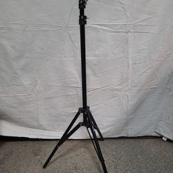 Neewer Telescopic Tripod 