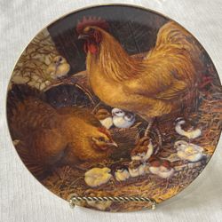 Lowell Davis "Duke's Mixture" collector plate with rooster and chicks. 8.5”