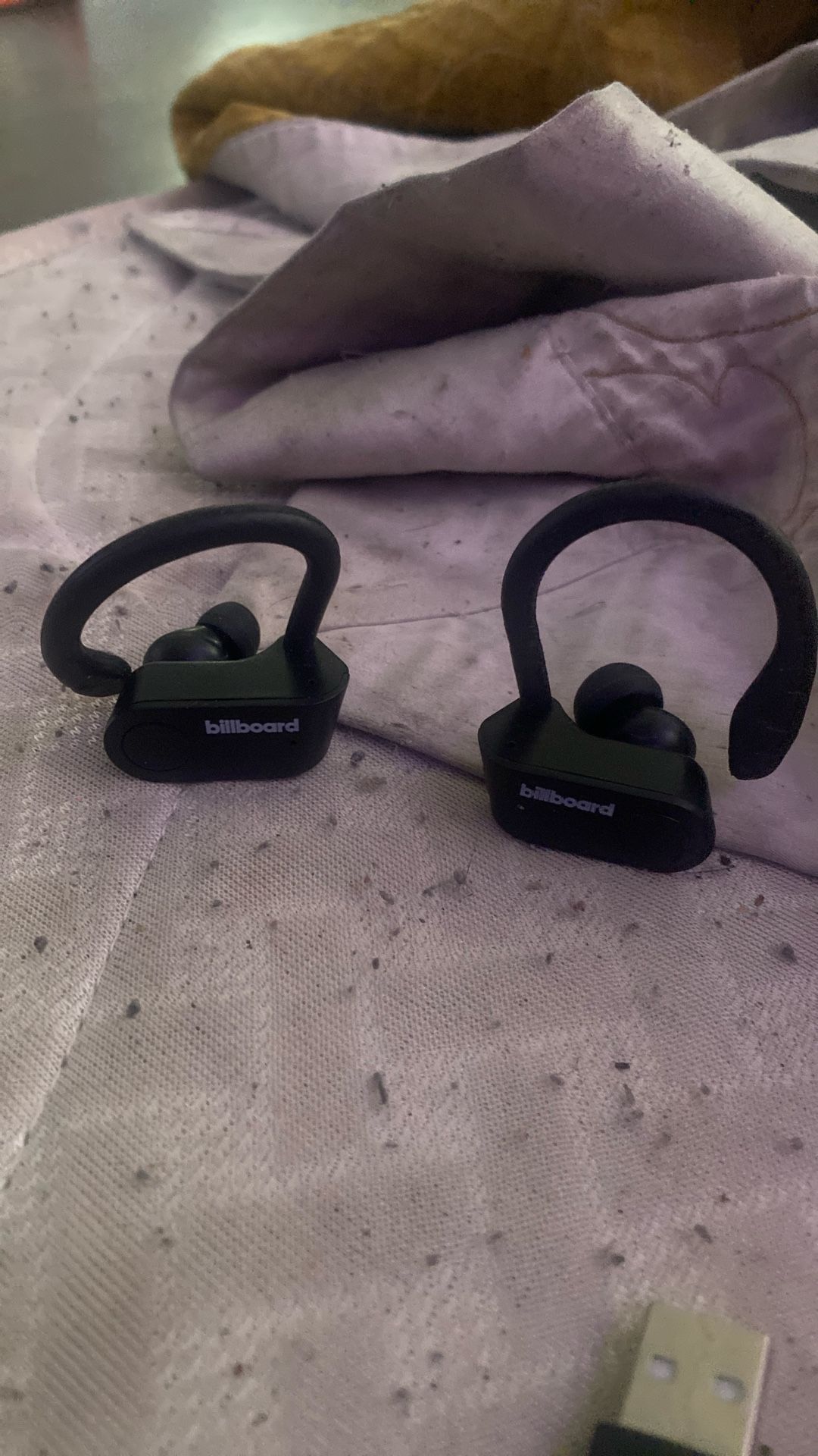 Bluetooth Earbuds