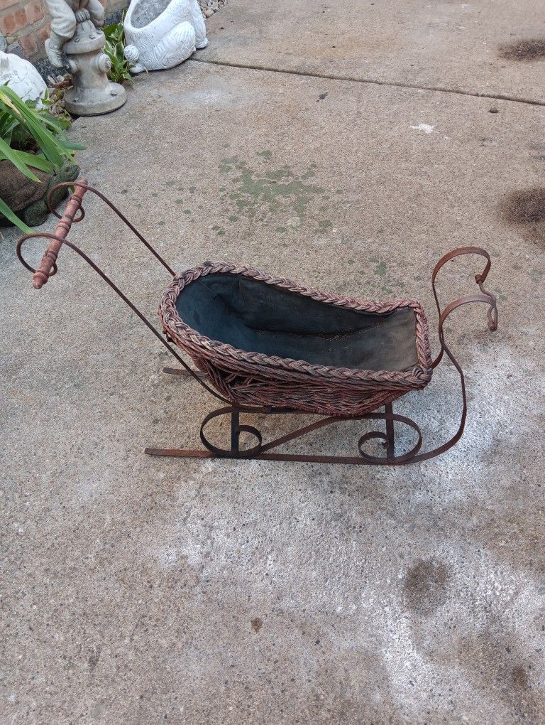 Small Vintage Wicker Doll Sleigh