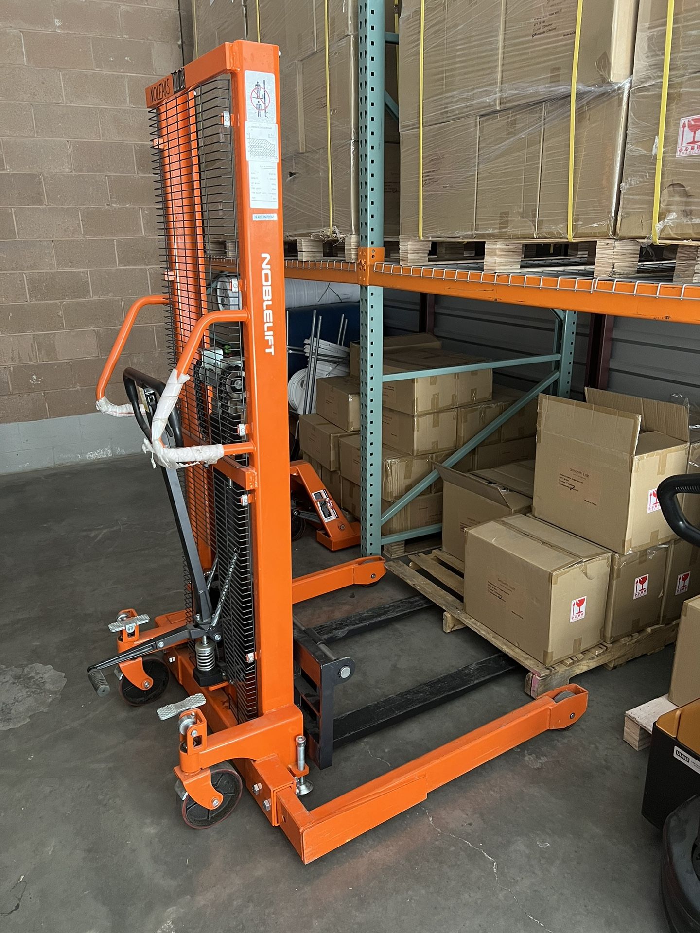 Pallet Stacker/lift