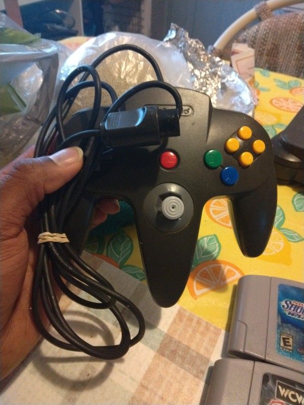 Good Condition Nintendo 64 Controller