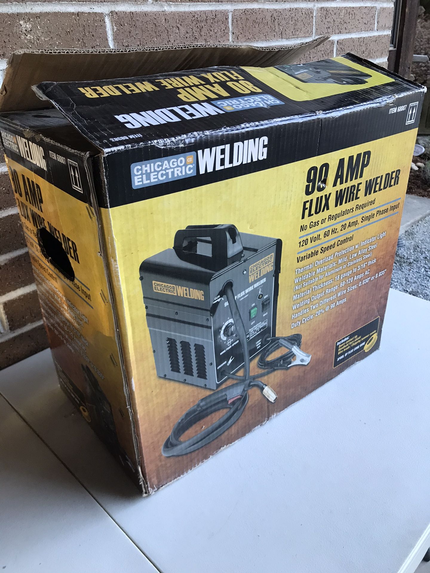 Chicago Electric Welding: 90 AMP Flux Wire Welder for Sale in Seattle