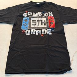 Brand New Adult Small First Day Of Fifth Grade Shirt