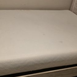 Free Full Size Mattress And Metal Box Spring