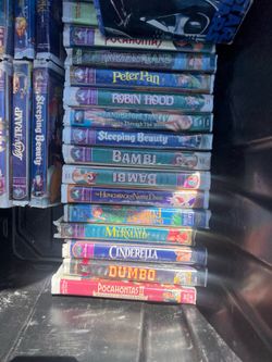 30 Disney VHS Movies