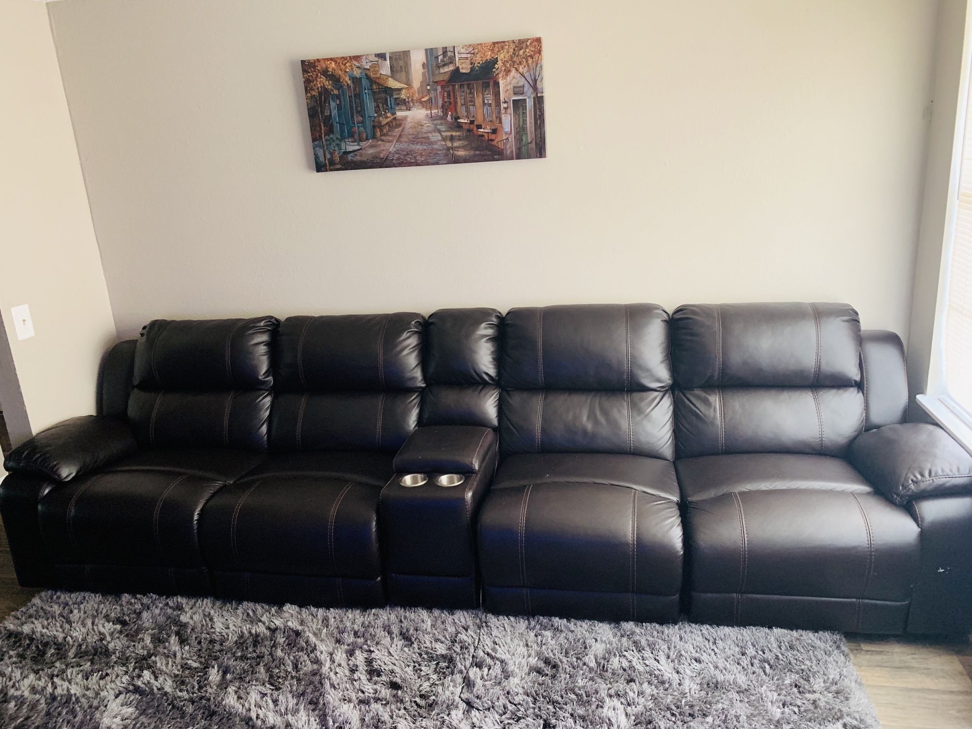 Brown sectional recliner couch W/middle storage and cup holders