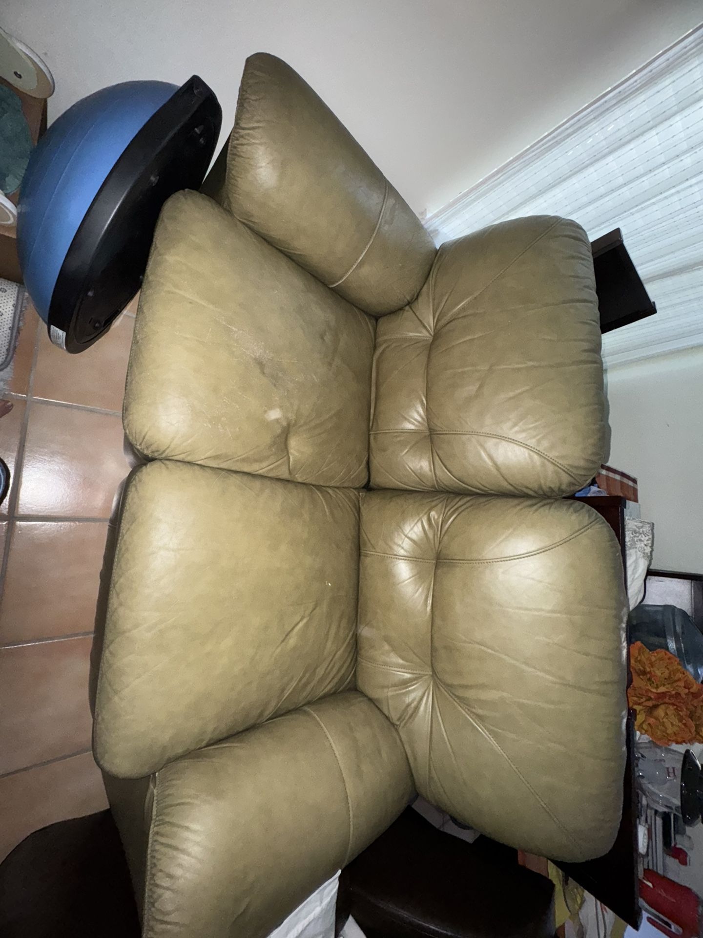 Free Couches