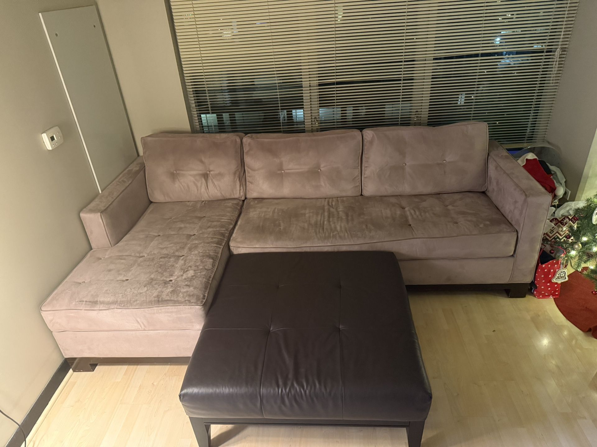 Sofa + Ottoman