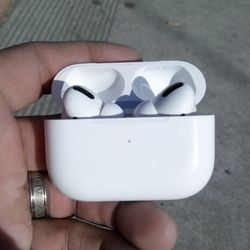 Apple AirPod Pro's