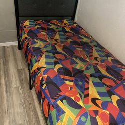 Twin Bed 