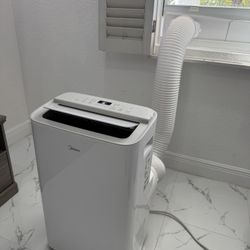 Midea 10,000 BTU Portable Air Conditioner and Dehumidifier