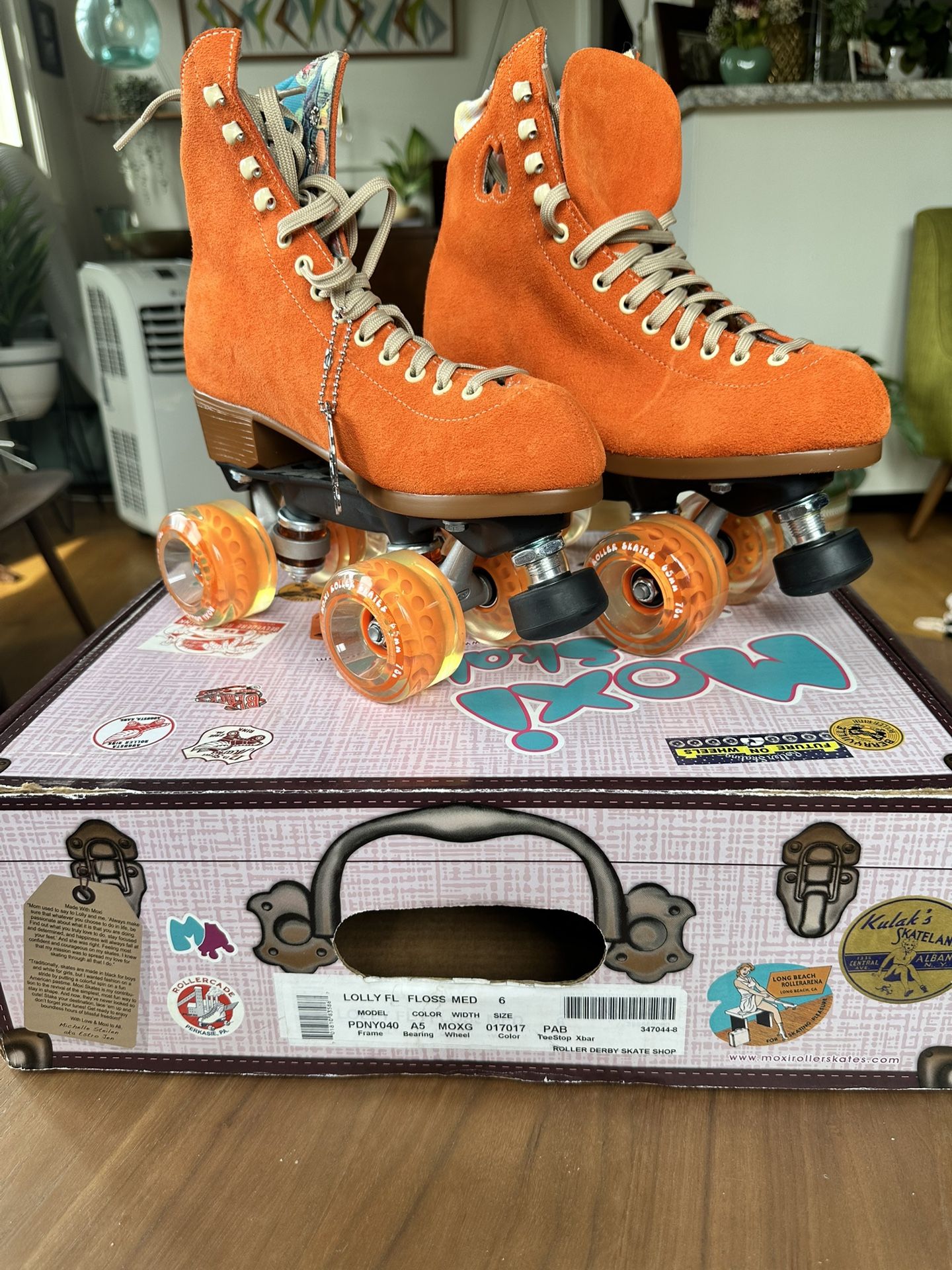 Gently Used Moxi Roller Skates Size 6- 7/7.5 Women’s