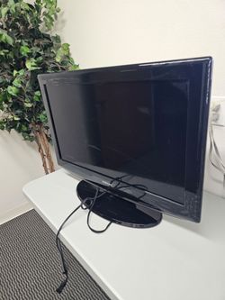 📺 Samsung 32” LCD HDTV / Gaming TV (No Remote)