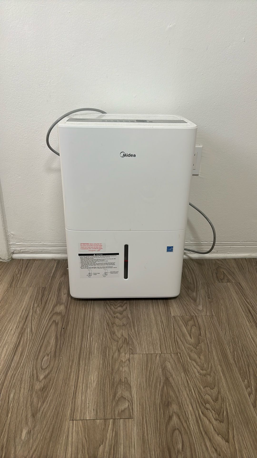 MIDEA DEHUMIDIFIER