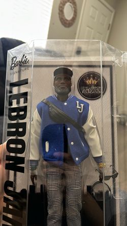 LeBron James Barbie/ Kenbassador