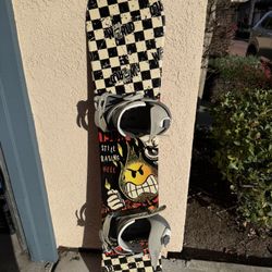 World Industries Snowboard 141 cm with Bindings - “Still Racing Hell” Graphic - Fun Vintage All-Mountain Setup!